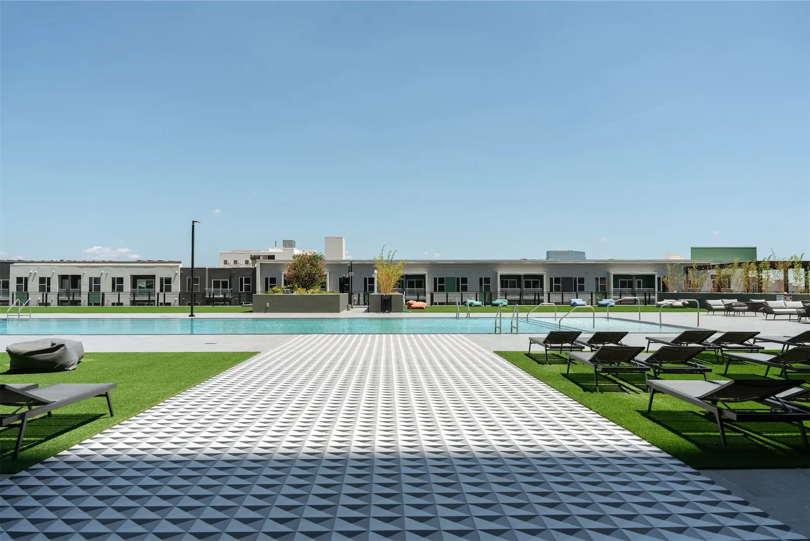 Pool deck pavers at Society Orlando